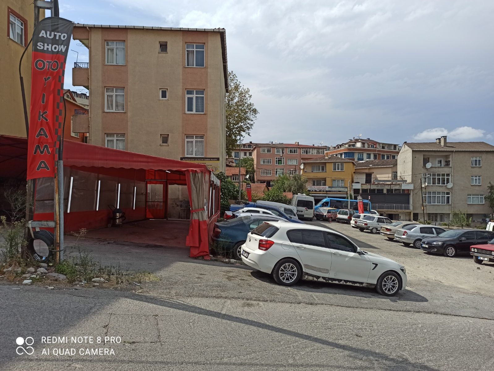 Maltepe Zümrütevler'de devren kiralık oto yıkama ve mini onarım merkezi